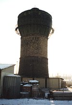 Wasserturm der Normalspur  vom Bahnsteig Nordhausen Nord gesehen